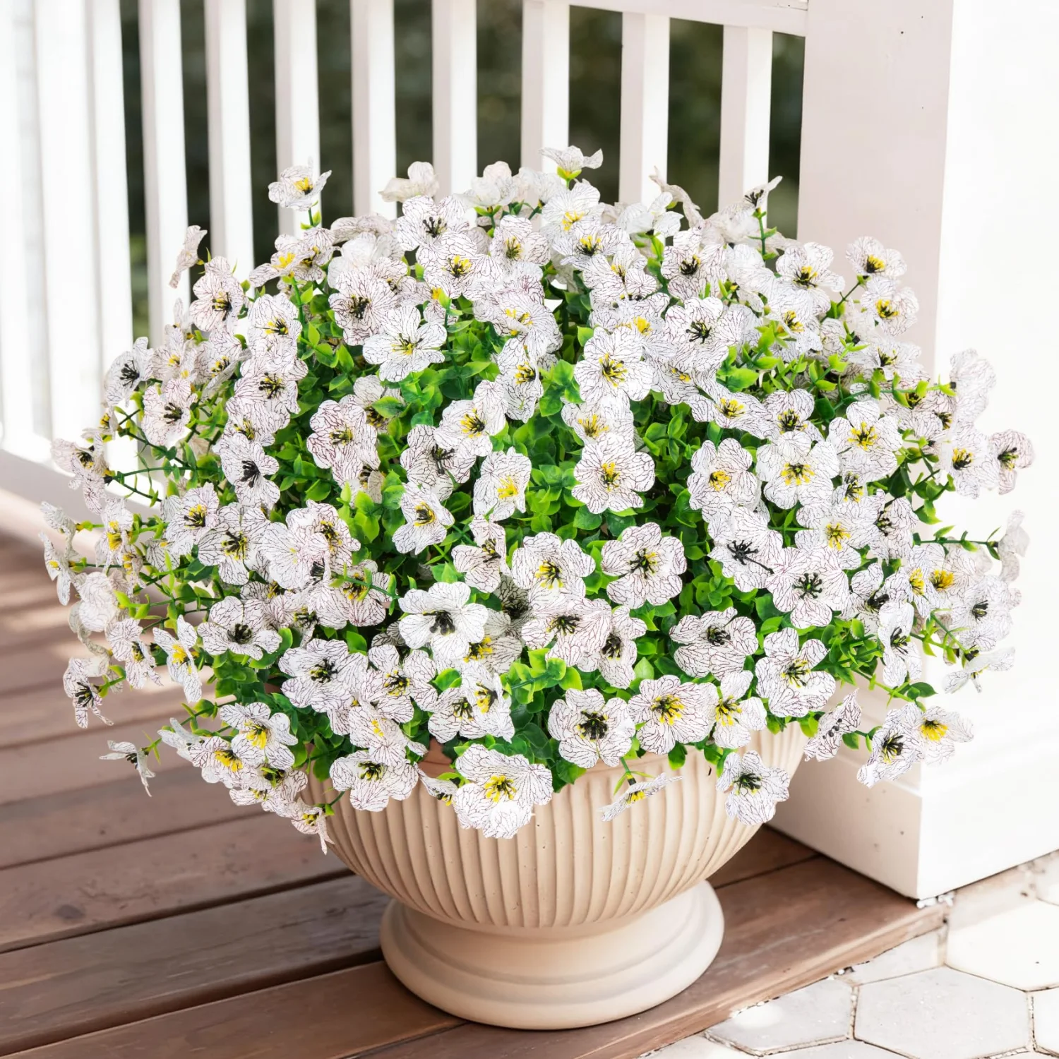 Bassion Outdoor flower bundles, 24 pack in White