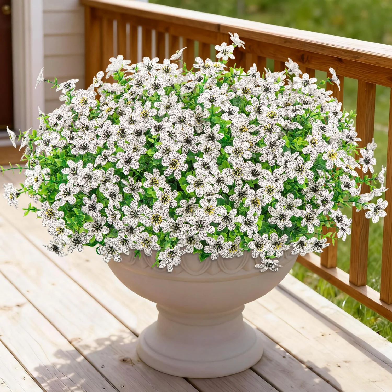 Bassion Eucalyptus flower bundles, 20 pack in White